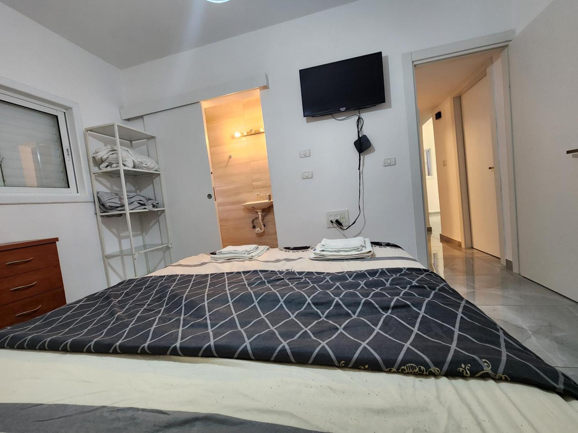 Short Term Stay In Rehovot Central Location Near Nes Ziona Rishon Lezion Jerusalem And Tel Aviv Exterior photo